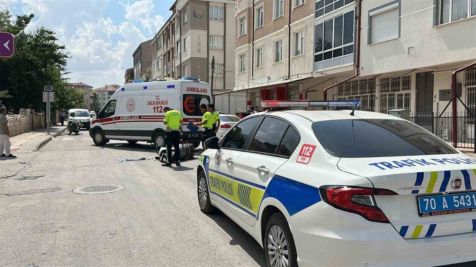 Karaman’da otomobille çarpışan motokurye yaralandı 