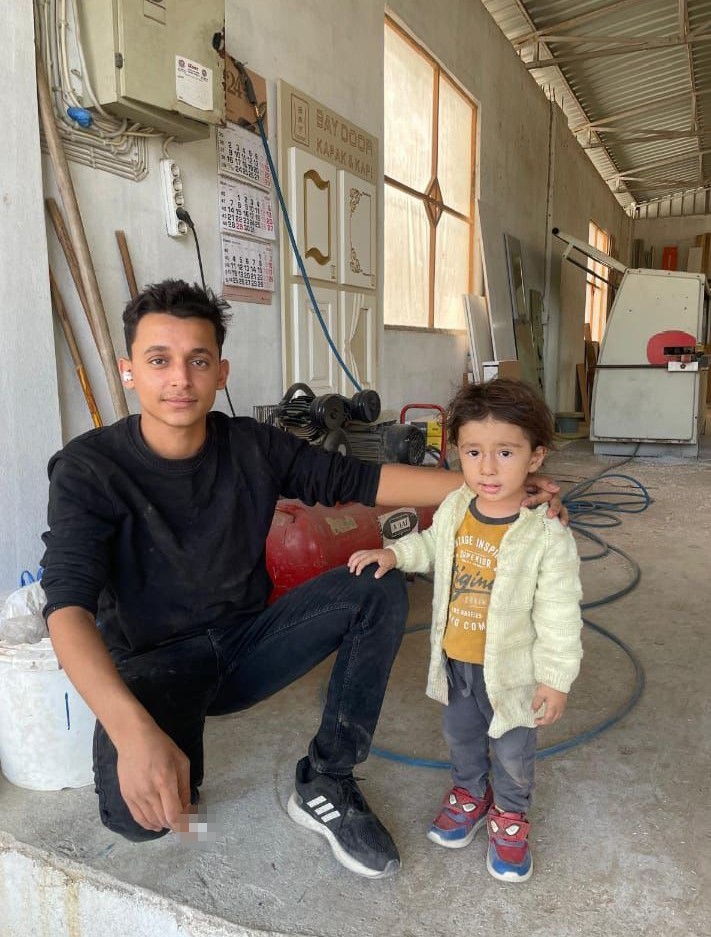 Tırla çarpışan motosikletteki 4 yaşındaki çocuk, 7 günlük yaşam mücadelesini kaybetti 