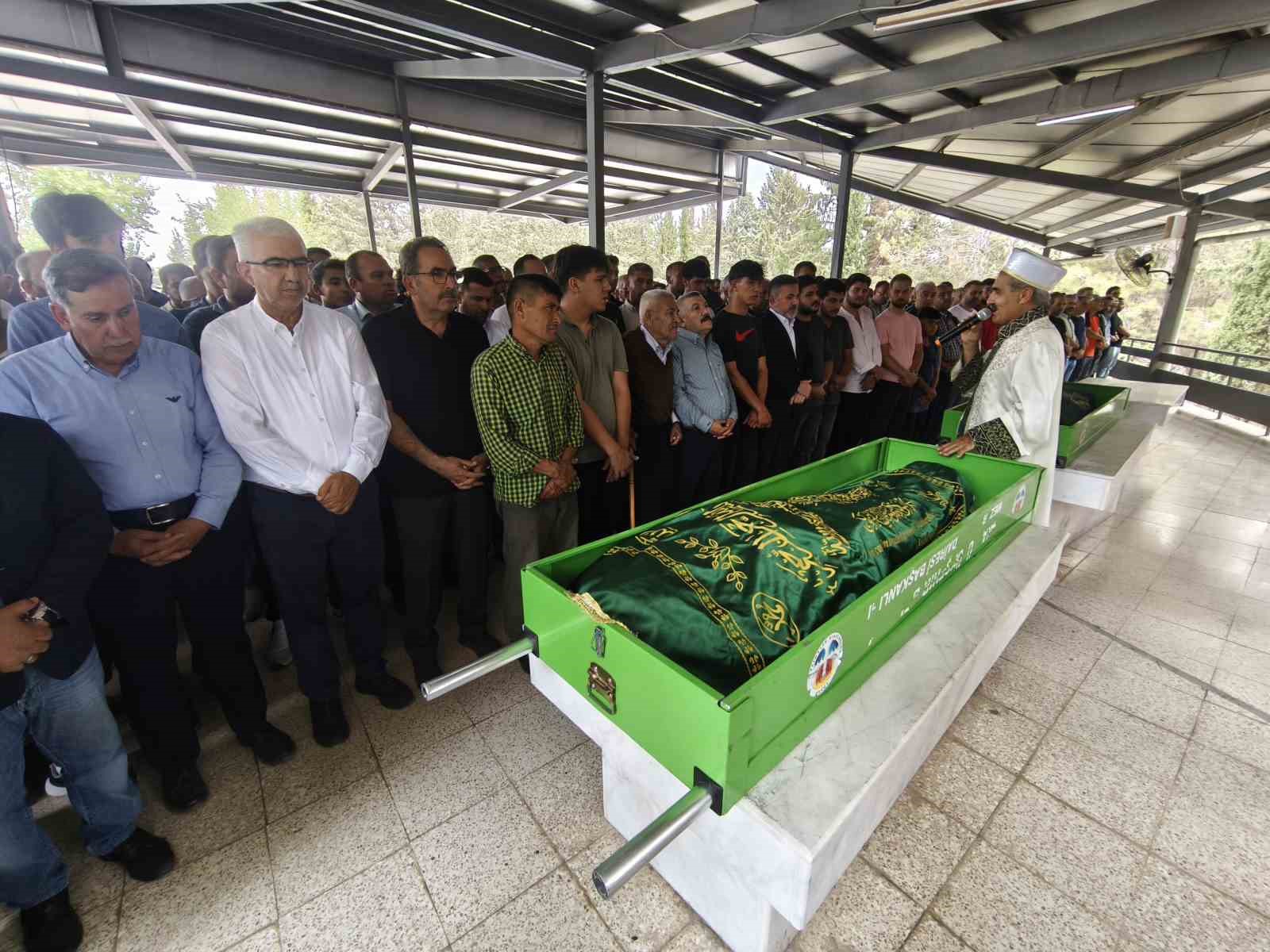Kazada hayatını kaybeden AK Parti eski ilçe başkanı toprağa verildi 
