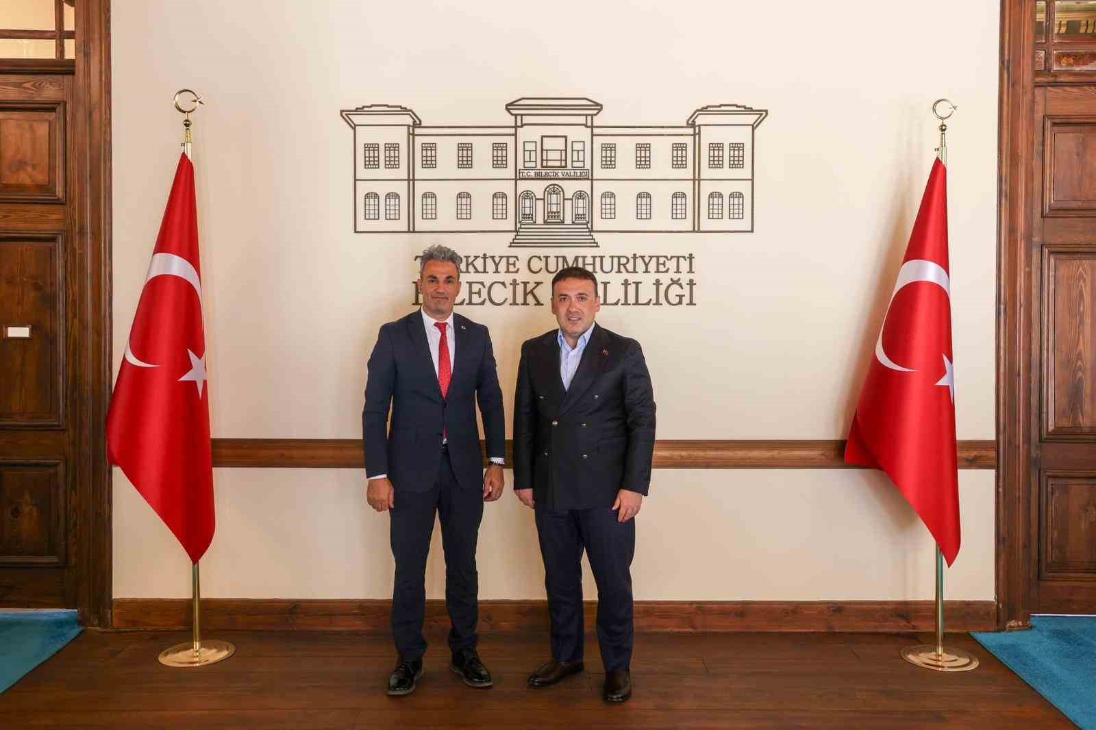 Necmettin Yoldaş 6 yıllık görevin ardından kurumlarla vedalaştı 
