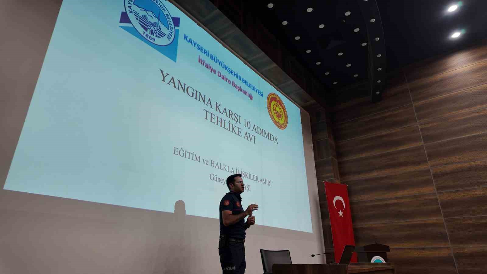 Öğrencilere afet güvenlik eğitimi verildi 