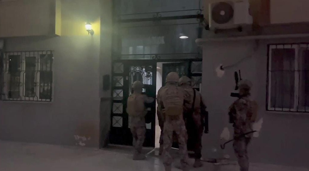 Şanlıurfa’da DEAŞ operasyonunda 4 kişi tutuklandı, 2 kişi sınır dışı edildi