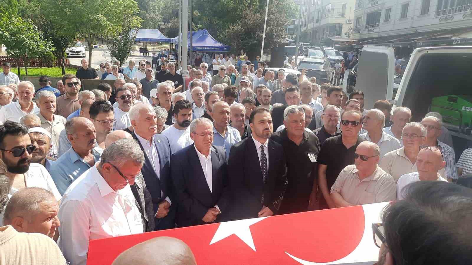 Eski milletvekili Binici son yolculuğuna uğurlandı 