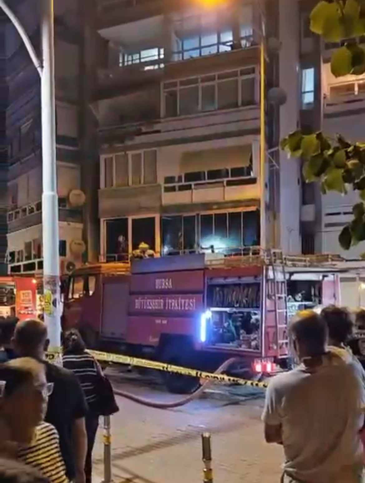 Bursa’da sitede yangın paniği 