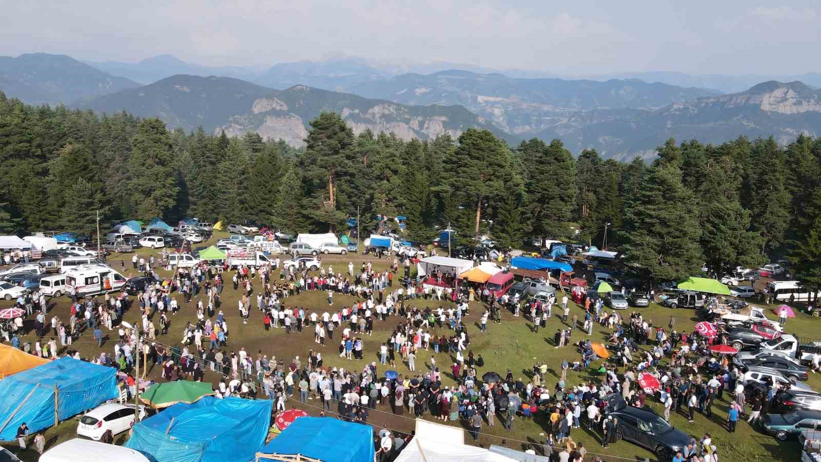 Artvin’de Satave Gevrek Festivali’nde Türk-Gürcü kültürü yaşatıldı 