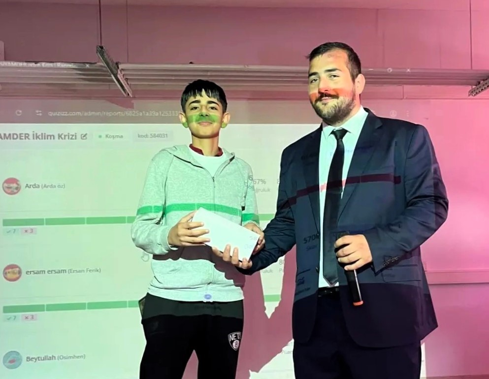 Liseli gençlere afet ve iklim bilinci aşılandı 