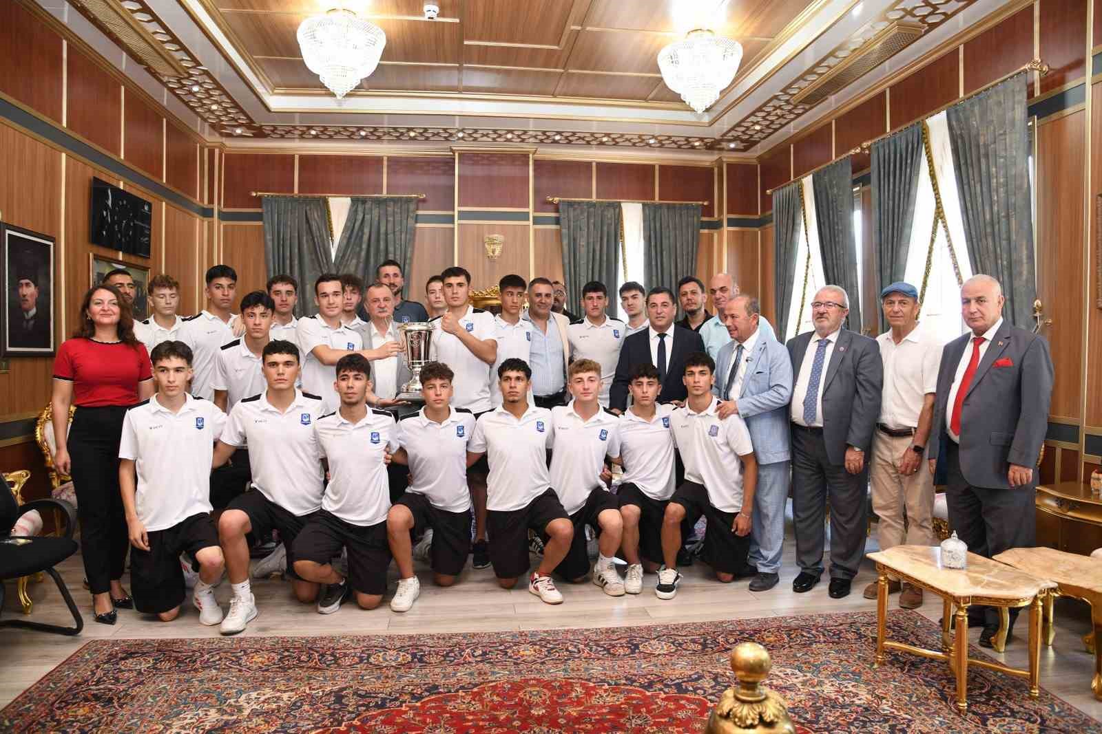 Başkan Balaban çalışmalarını değerlendirdi 