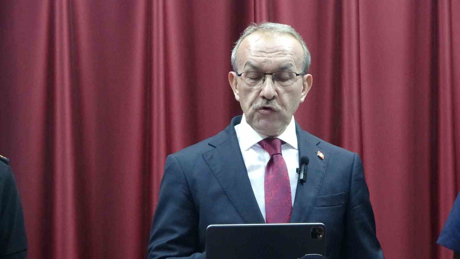 Vali Seddar Yavuz: 