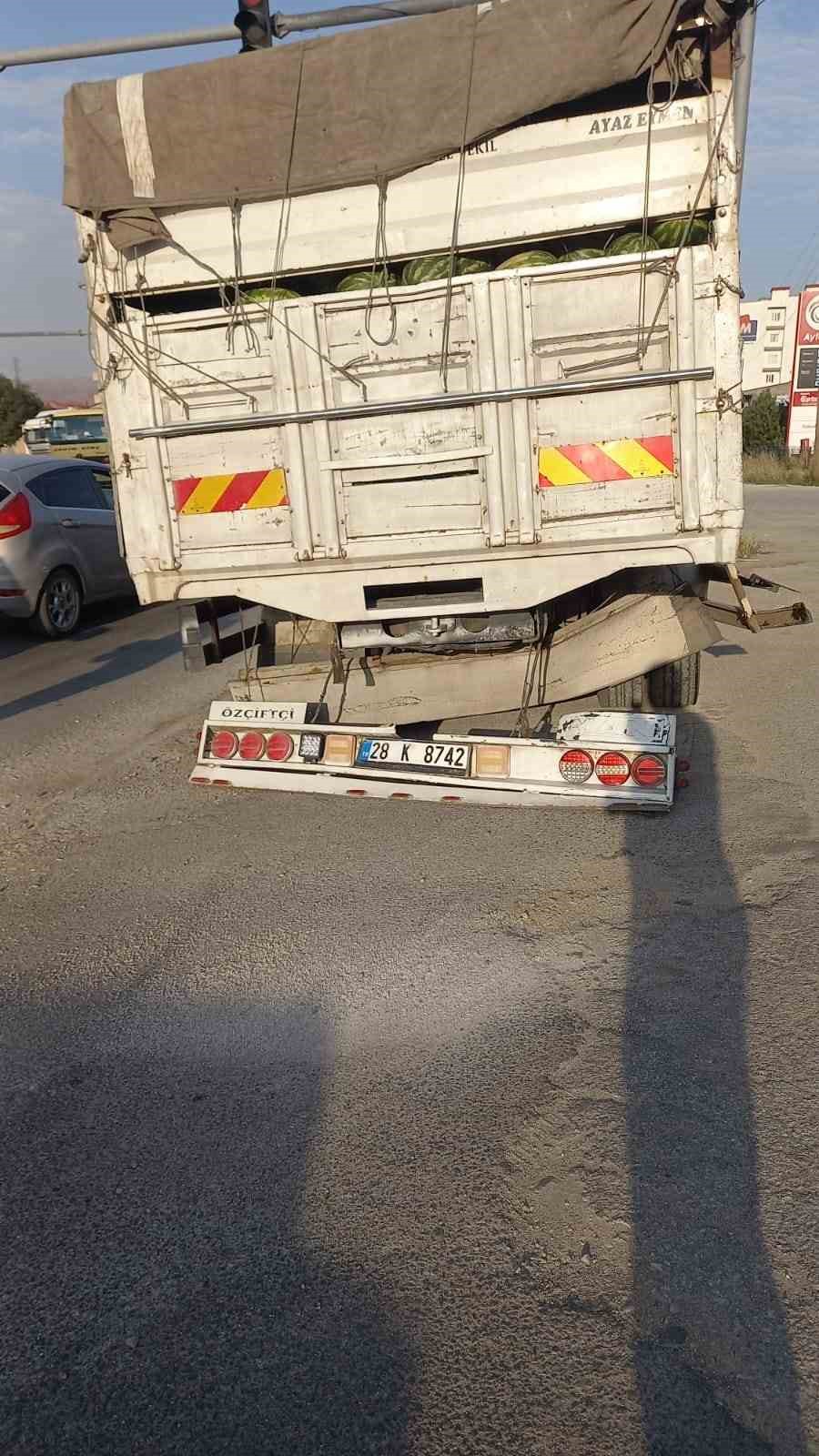 Hakkari’de trafik kazası: 2 yaralı 