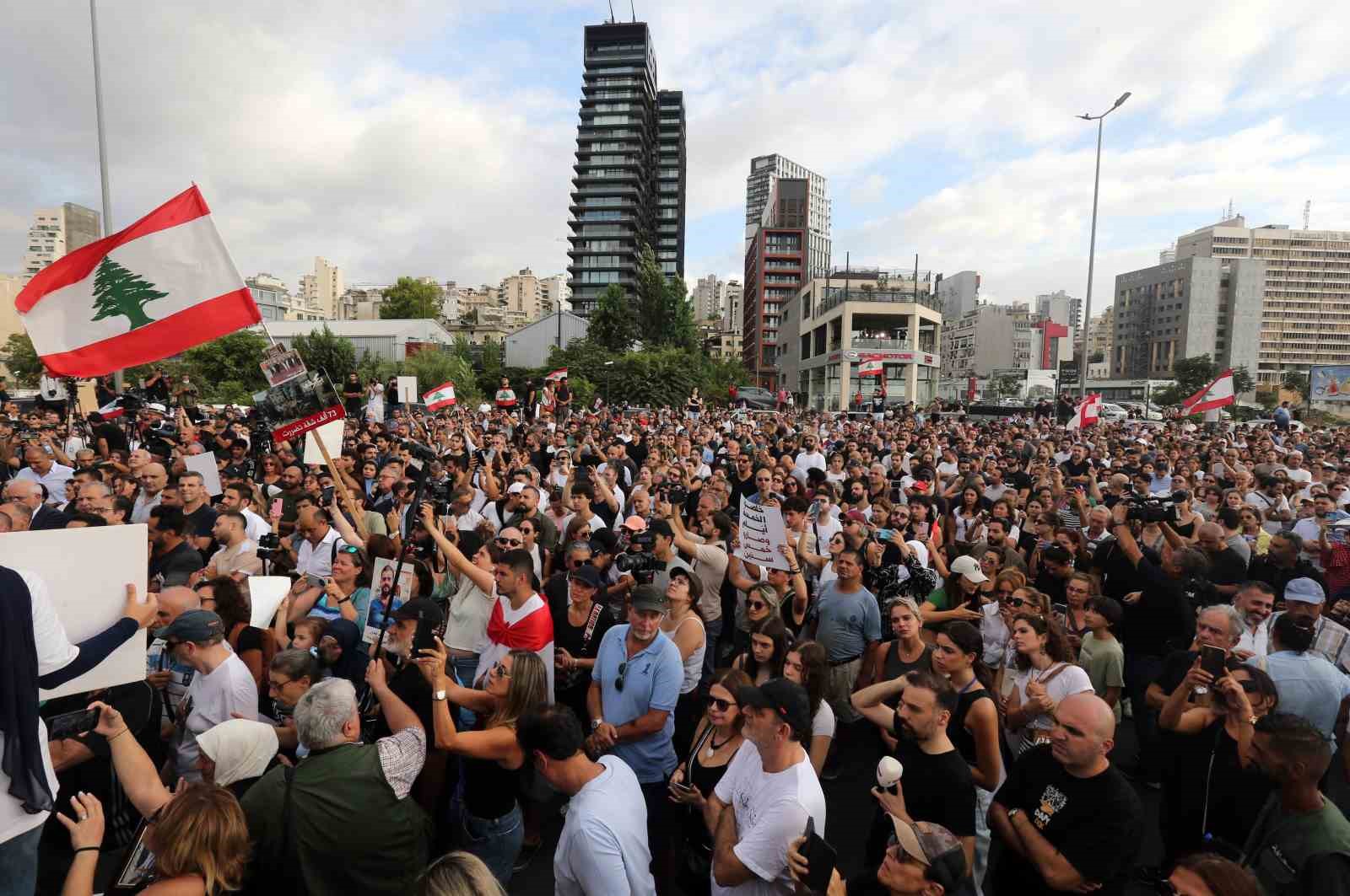 Beyrut Limanı’ndaki patlamada hayatını kaybedenler anıldı 