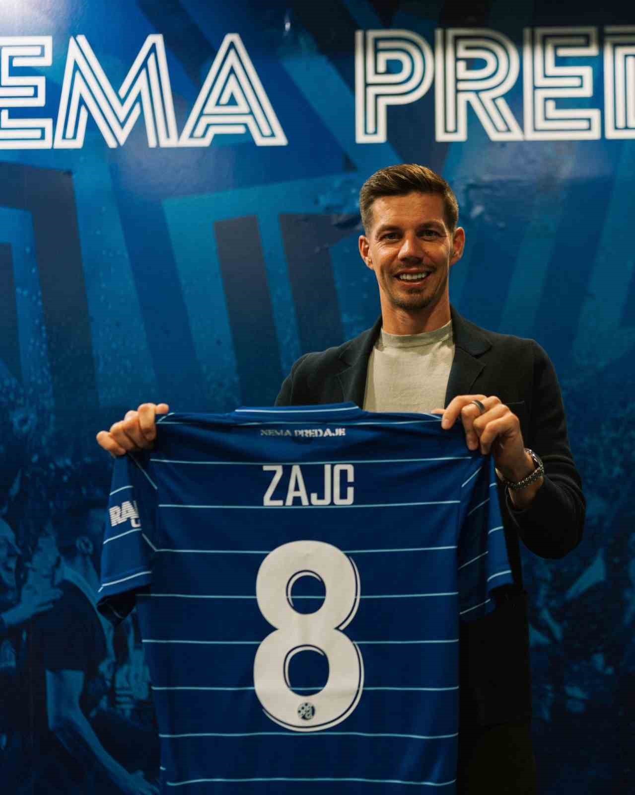 Miha Zajc, Dinamo Zagreb ile 2 yıllık sözleşme imzaladı 