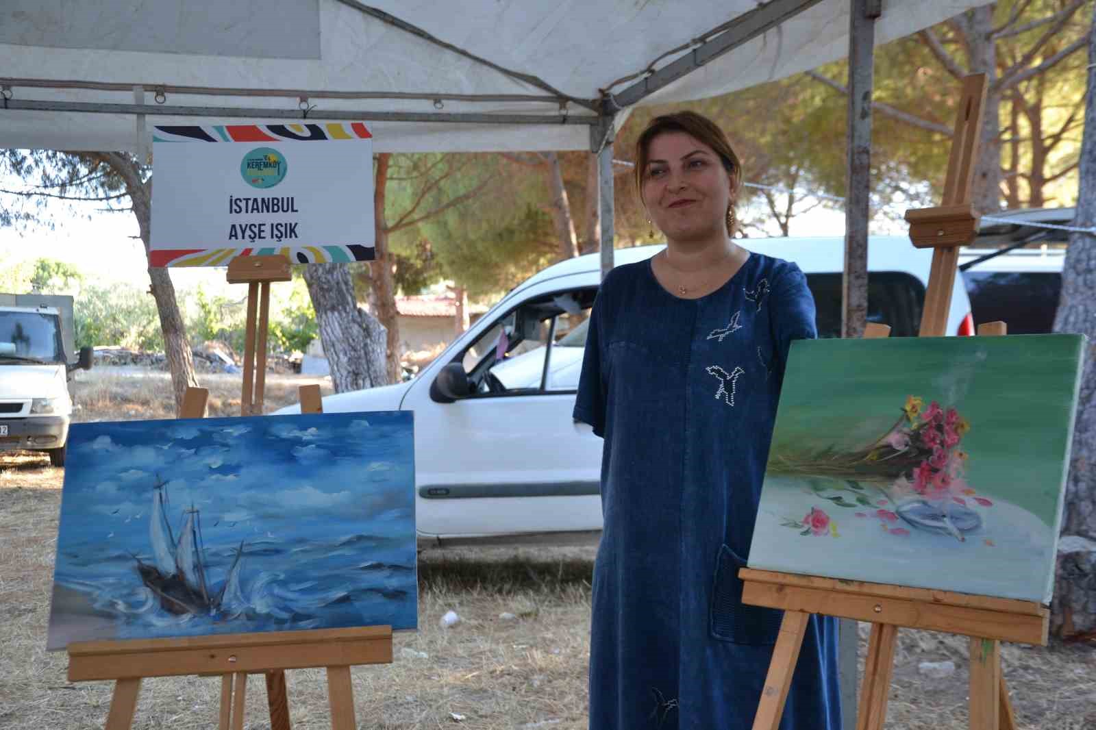 Ayaklarıyla hayata tutunuyor 