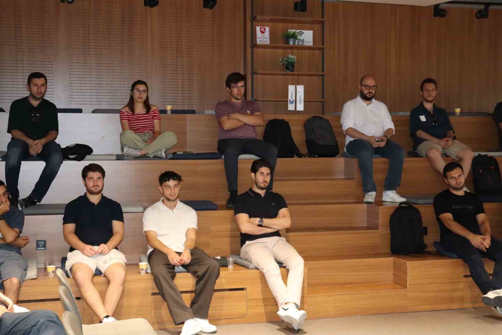 Ankara’da yapay zeka ve kolektif akıl masaya yatırıldı 