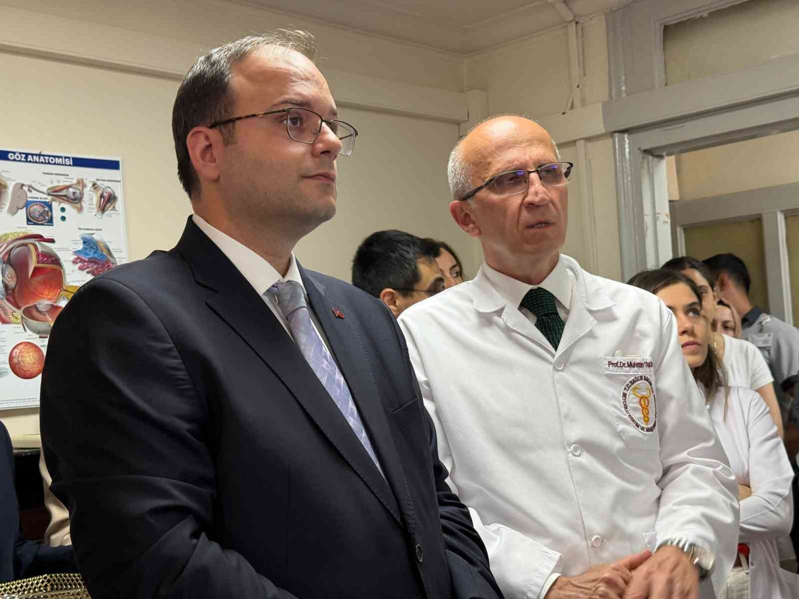 Beyoğlu Göz Eğitim ve Araştırma Hastanesi’nde Mikrocerrahi Eğitim Merkezi açıldı 