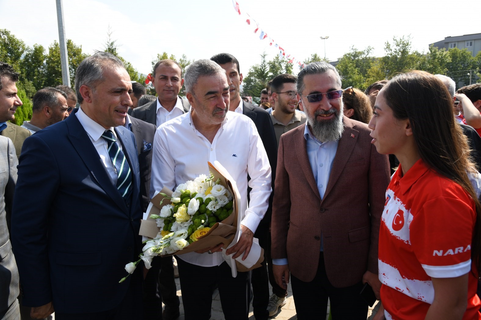 Samet Aybaba Spor Kompleksi yenilenen yüzüyle hizmet verecek 