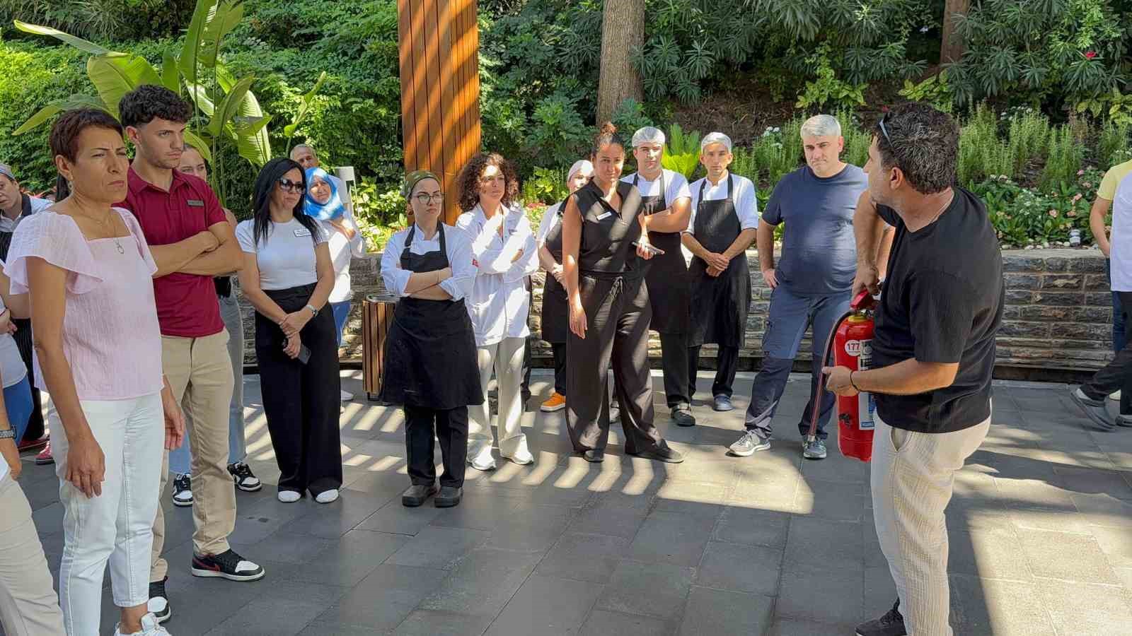 Bodrum’da otelde yapılan yangın tatbikatı nefesleri kesti 