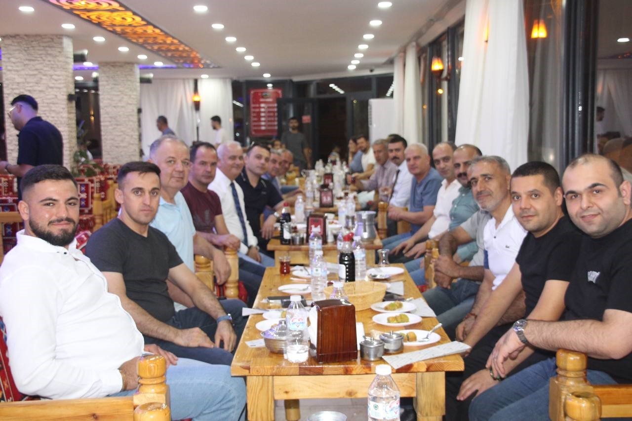 Gümrük müdürüne veda yemeği 