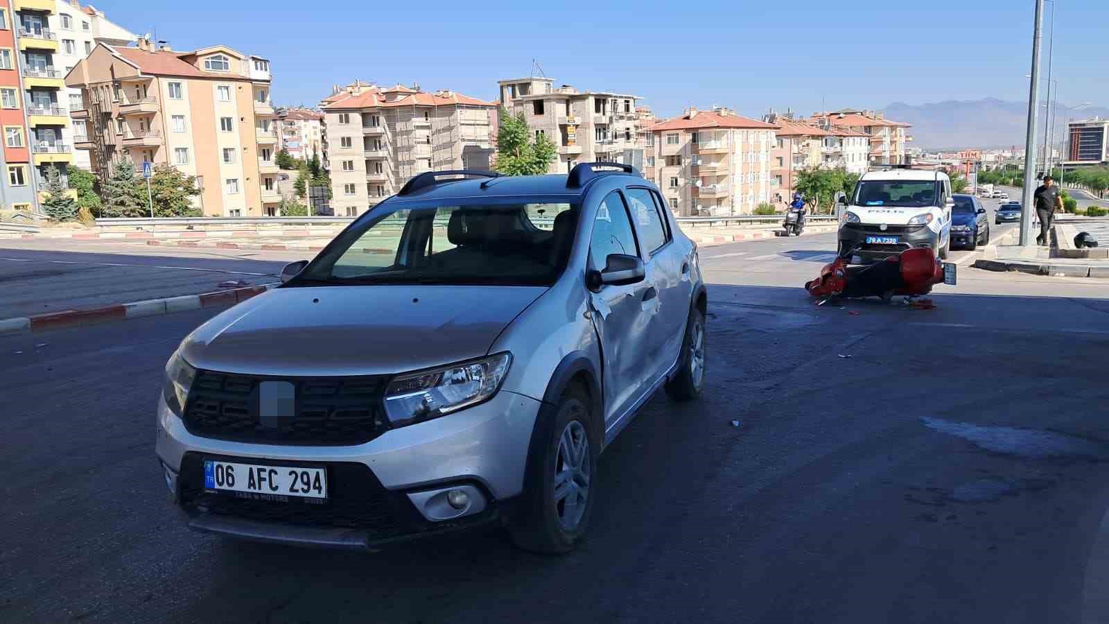 Karaman’da otomobil ile motosiklet çarpıştı: 1 yaralı 