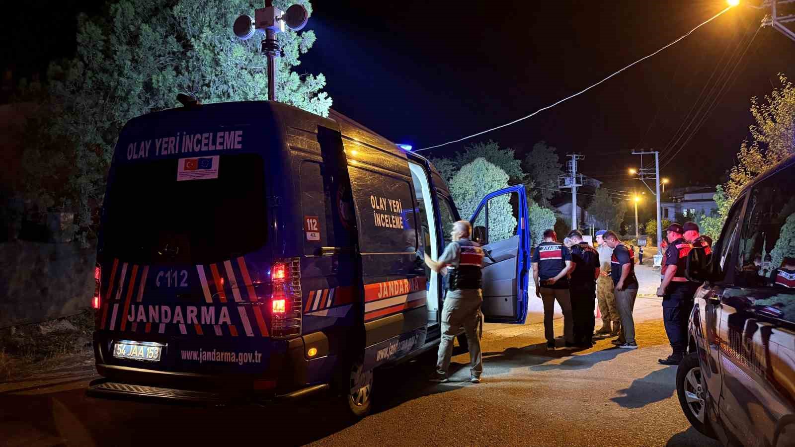 Sakarya’daki kanlı gecenin ardından yürek burkan görüntüler ortaya çıktı 