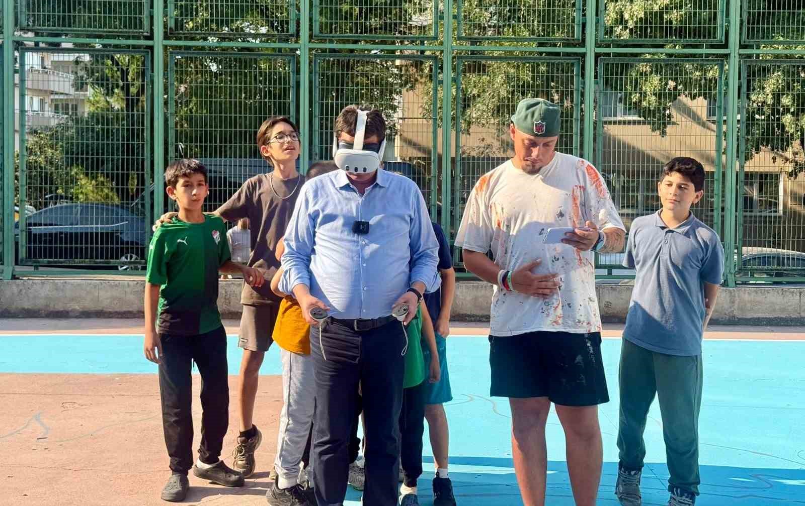 Basketbol sahaları liselilerin tasarımlarıyla güzelleşiyor 