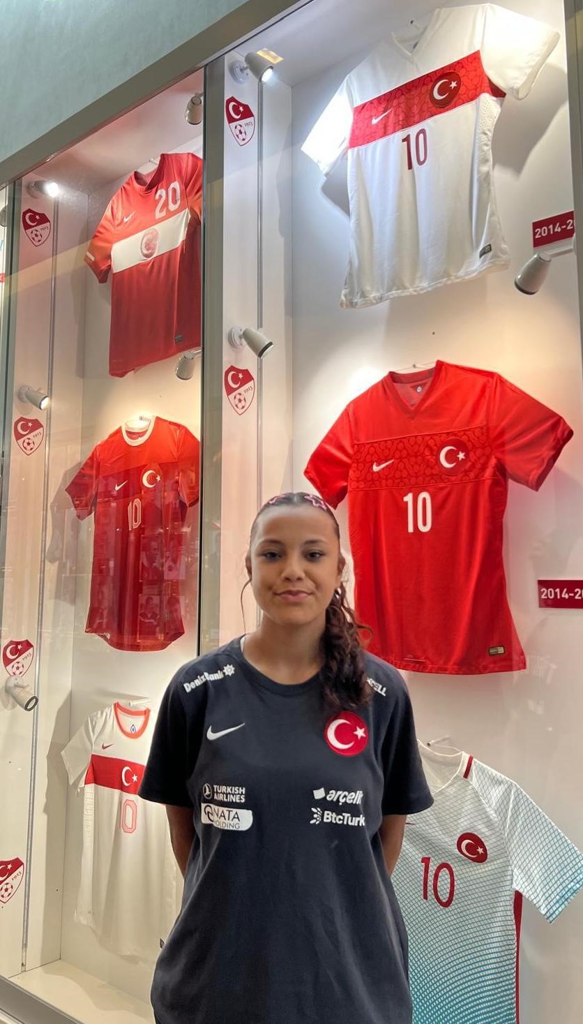 Körfezli Ravza U15 Kız Milli Takımı’nda 