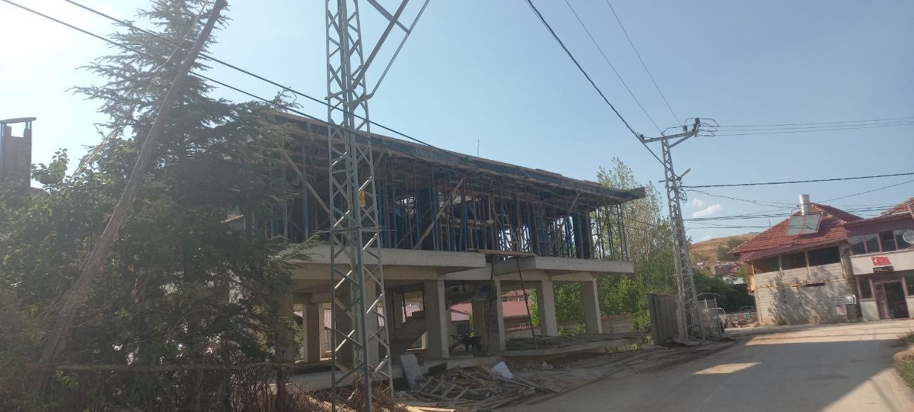 Isparta’da elektrik akımına kapılan inşaat ustası hayatını kaybetti