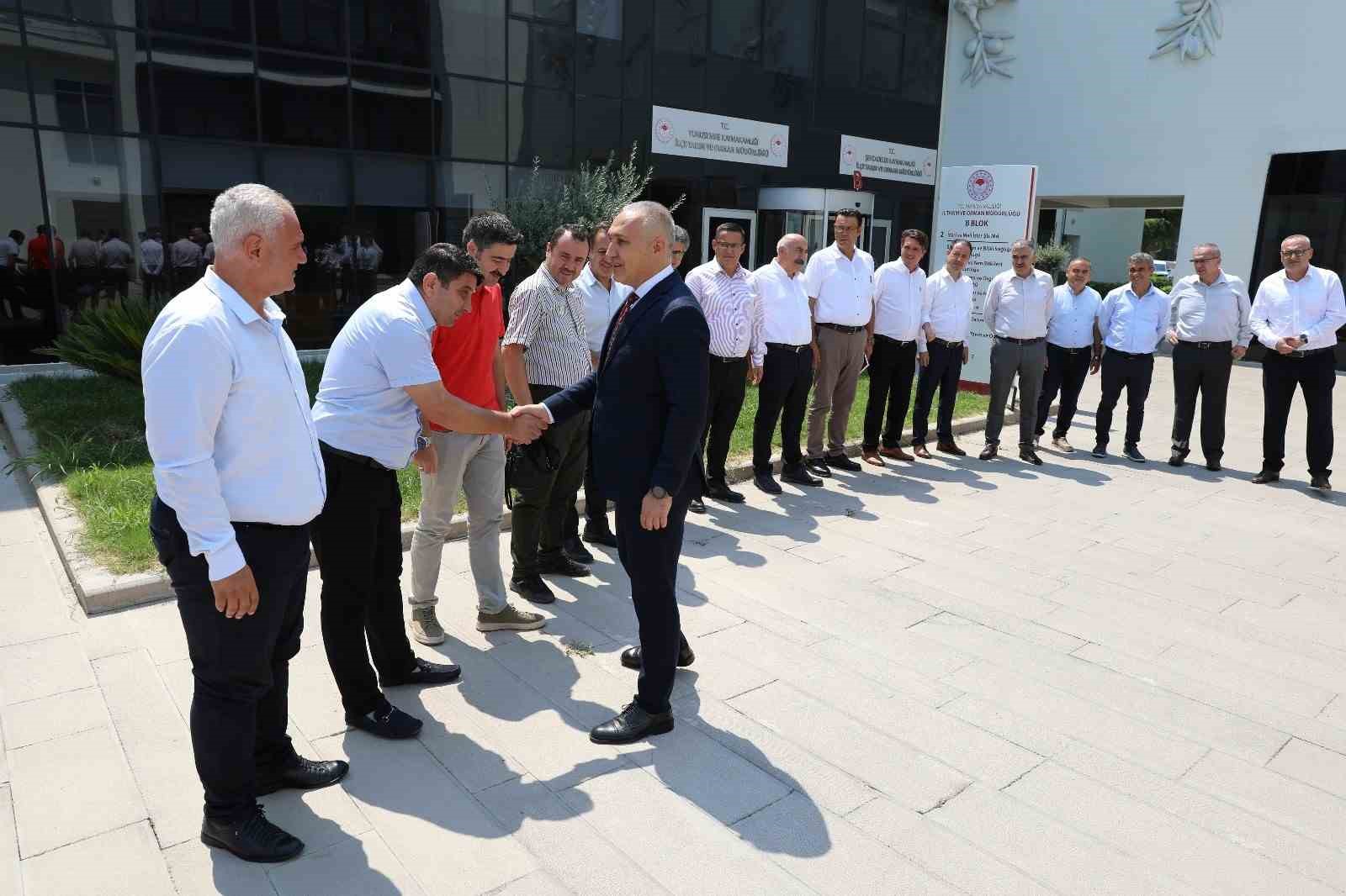 Manisa’da Tarım ve Orman Müdürlüğünde devir teslim töreni 