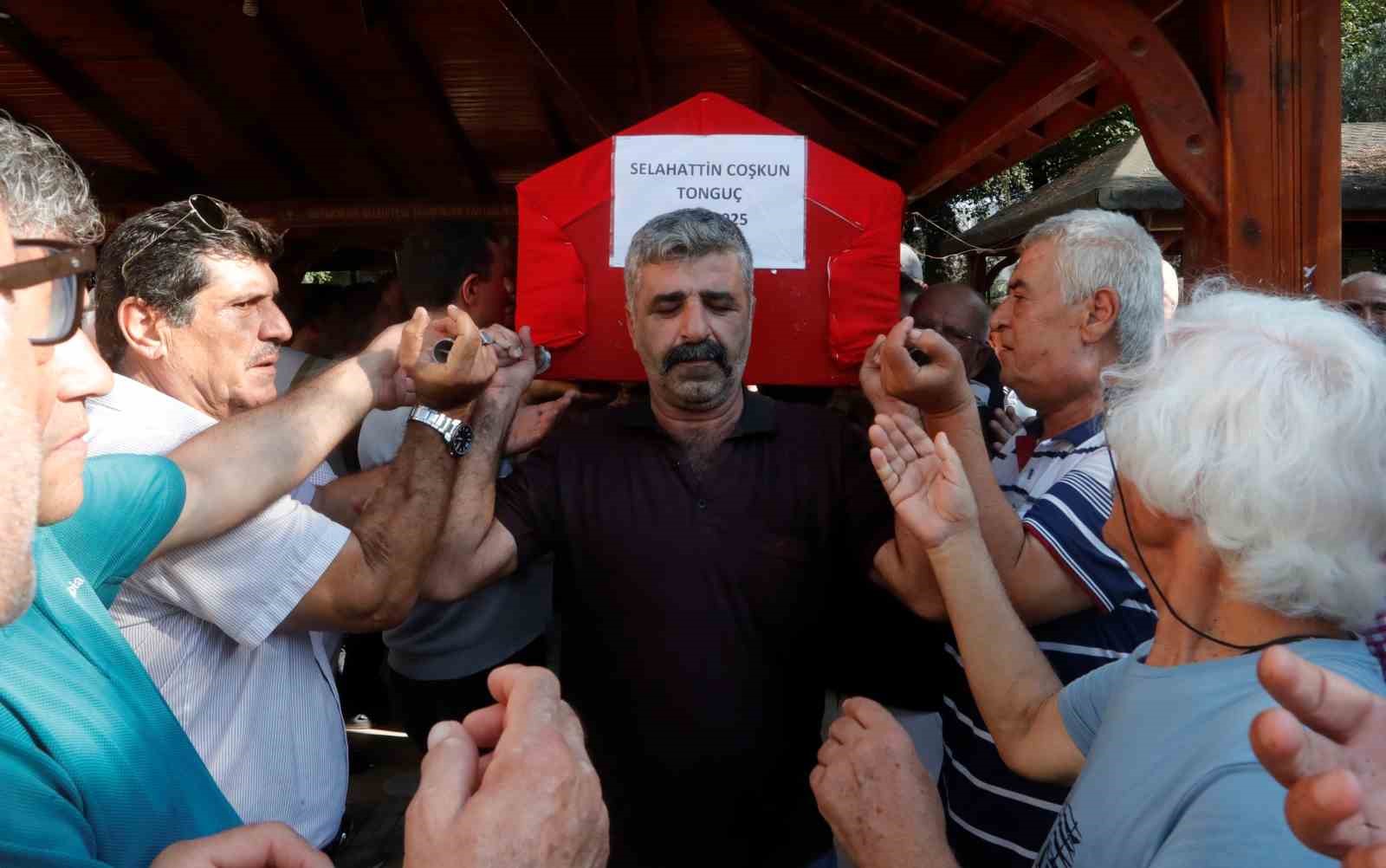 Selahattin Tonguç son yolculuğuna uğurlandı 
