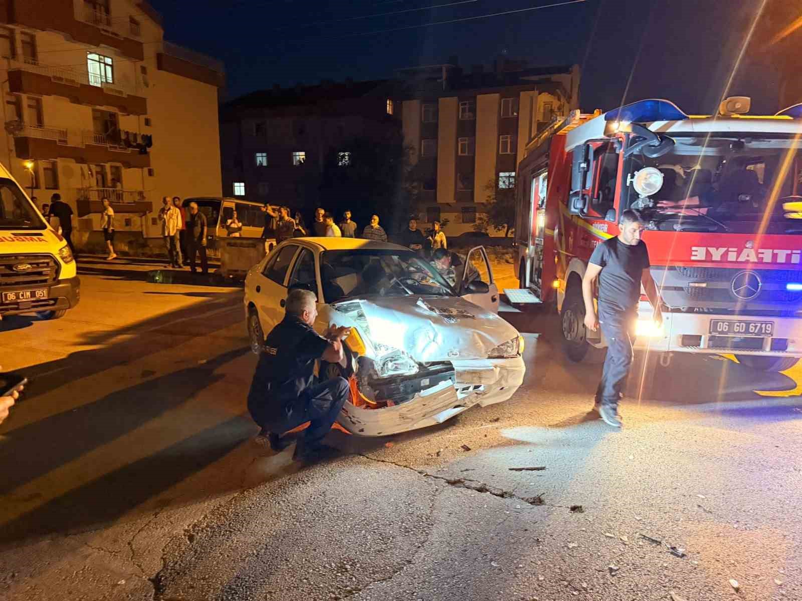 Polatlı’da iki araç çarpıştı: 1 yaralı 