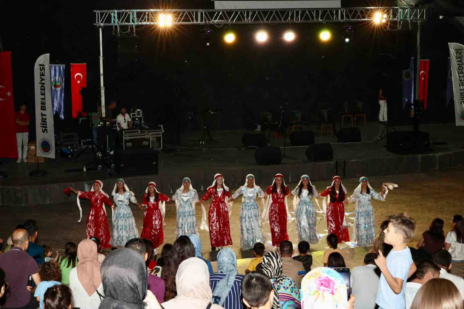 Siirt’te halk konseri coşkusu 