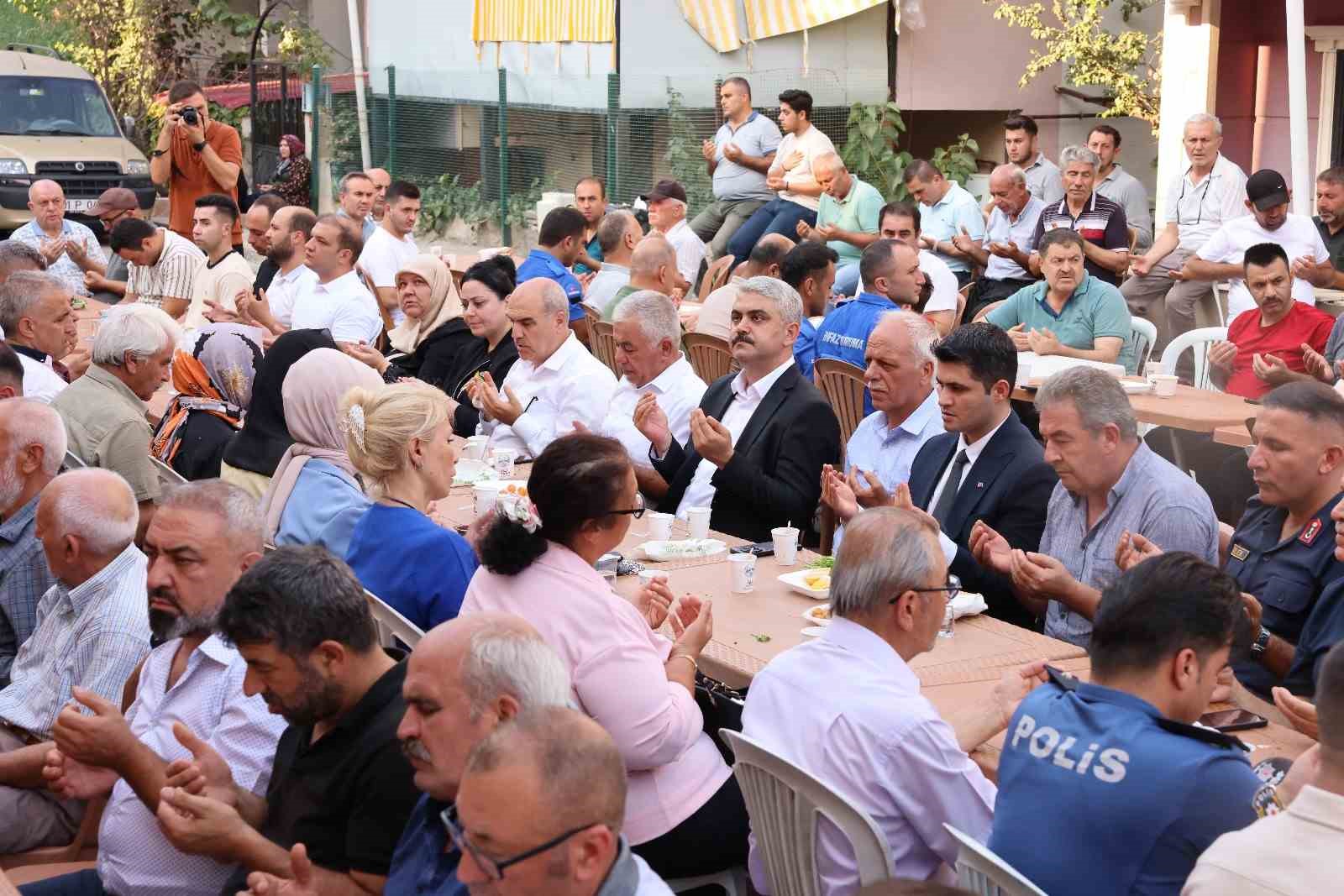Şehit Erhan Konuk şehadetinin 8. yılında dualarla anıldı 