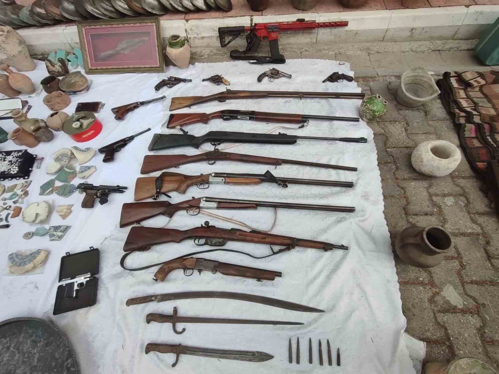 İznik’te jandarma 4.5 milyon dolar değerinde tablo ele geçirdi 