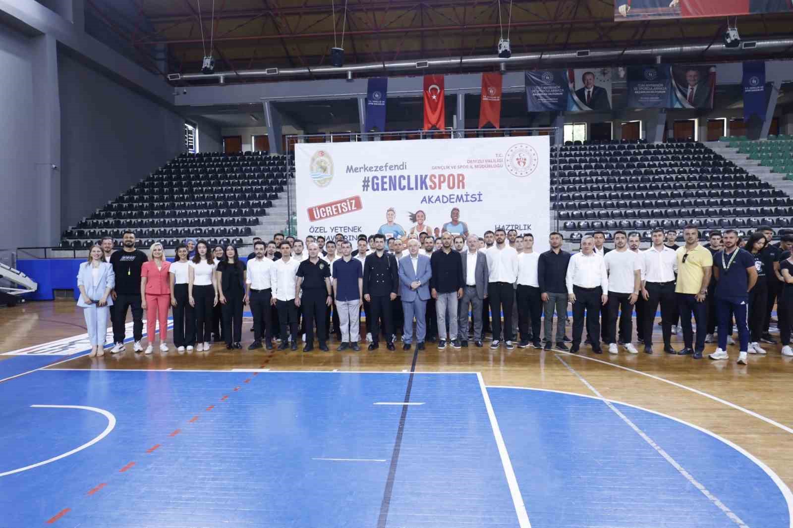 Denizli Gençlik Spor Akademisi kazandırmaya devam ediyor 