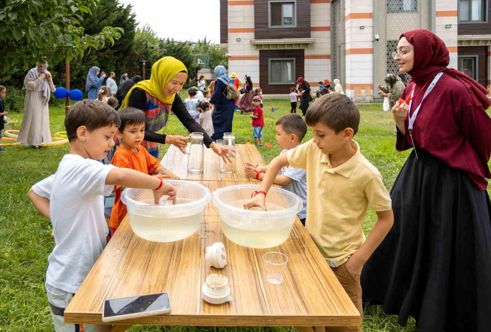 TÜRGEV’den çocuklara yaz armağanı MEÇKAM’da eğitim ve eğlence buluştu 