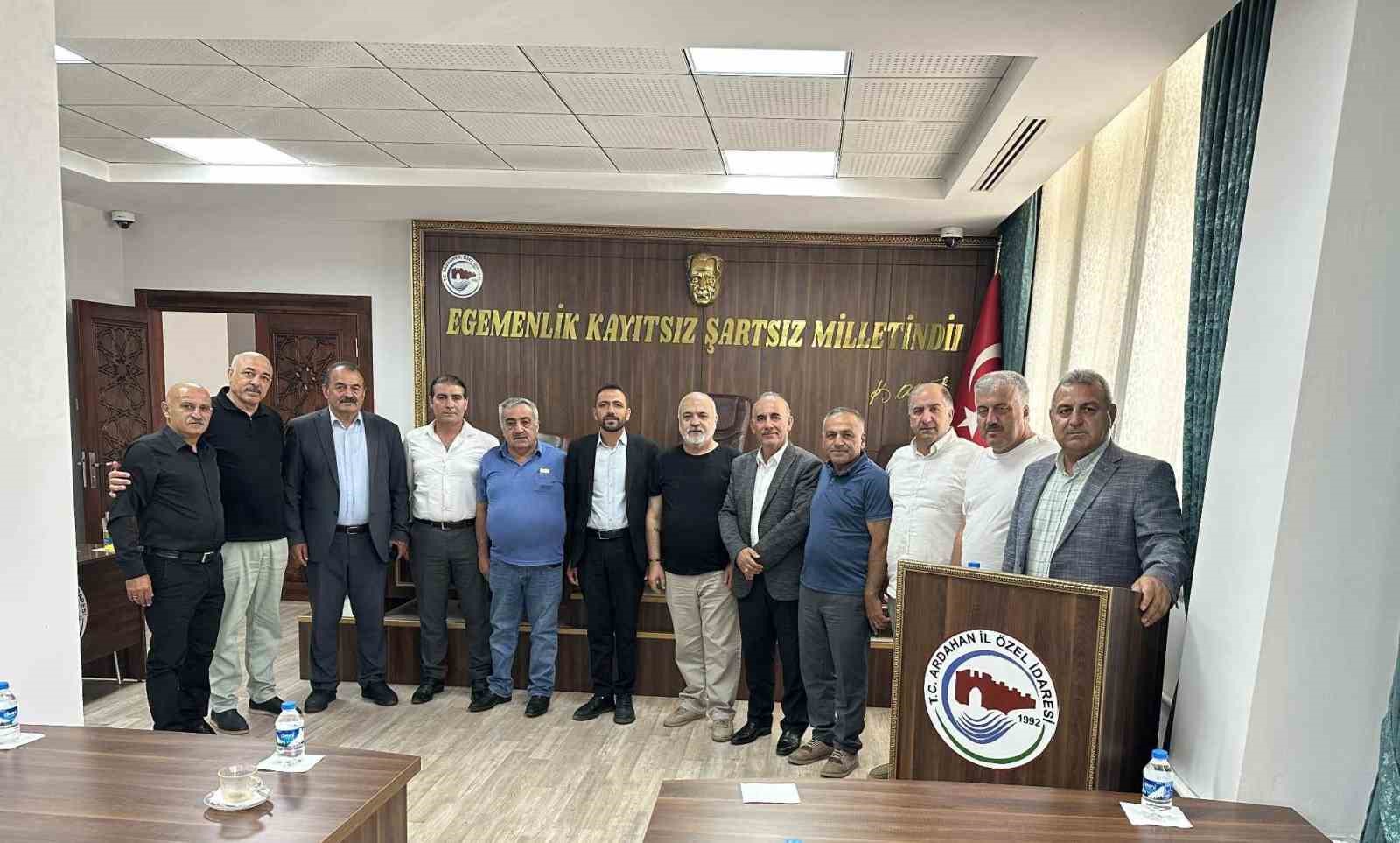 Ardahan İl Genel Meclisinden çiftçiye destek çağrısı