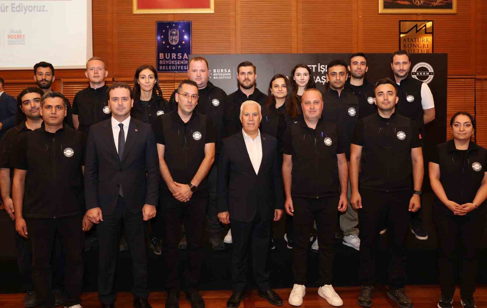 Başkan Bozbey’den alev savaşçılarına teşekkür 