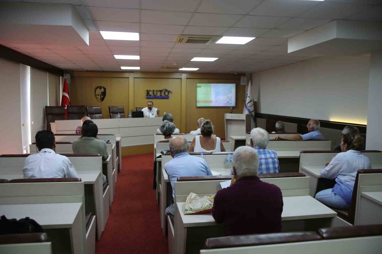 Kuşadası’nda nüfus artışı masaya yatırıldı 