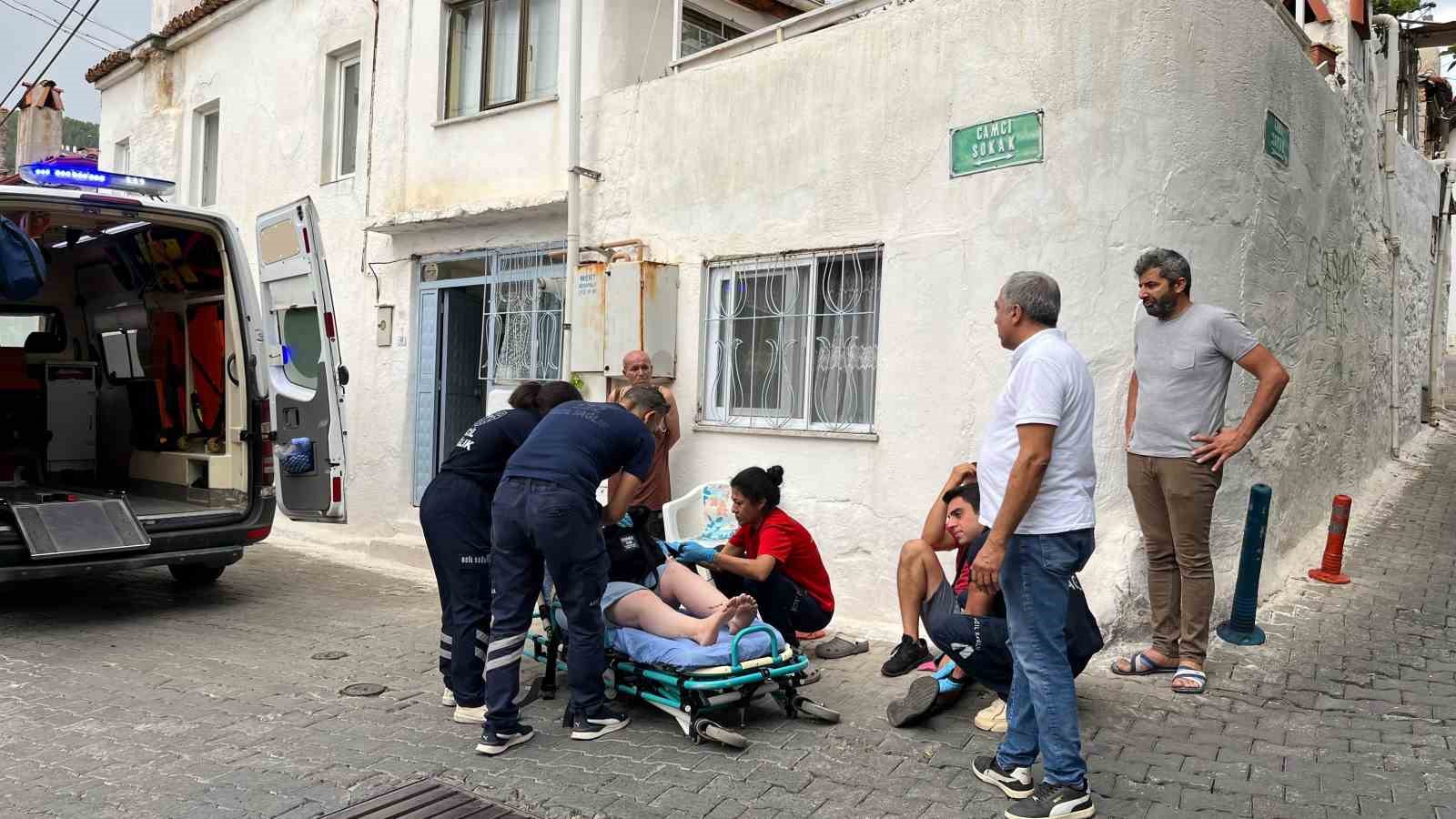 Menteşe’de otomobil ile motosiklet çarpıştı: 2 yaralı 