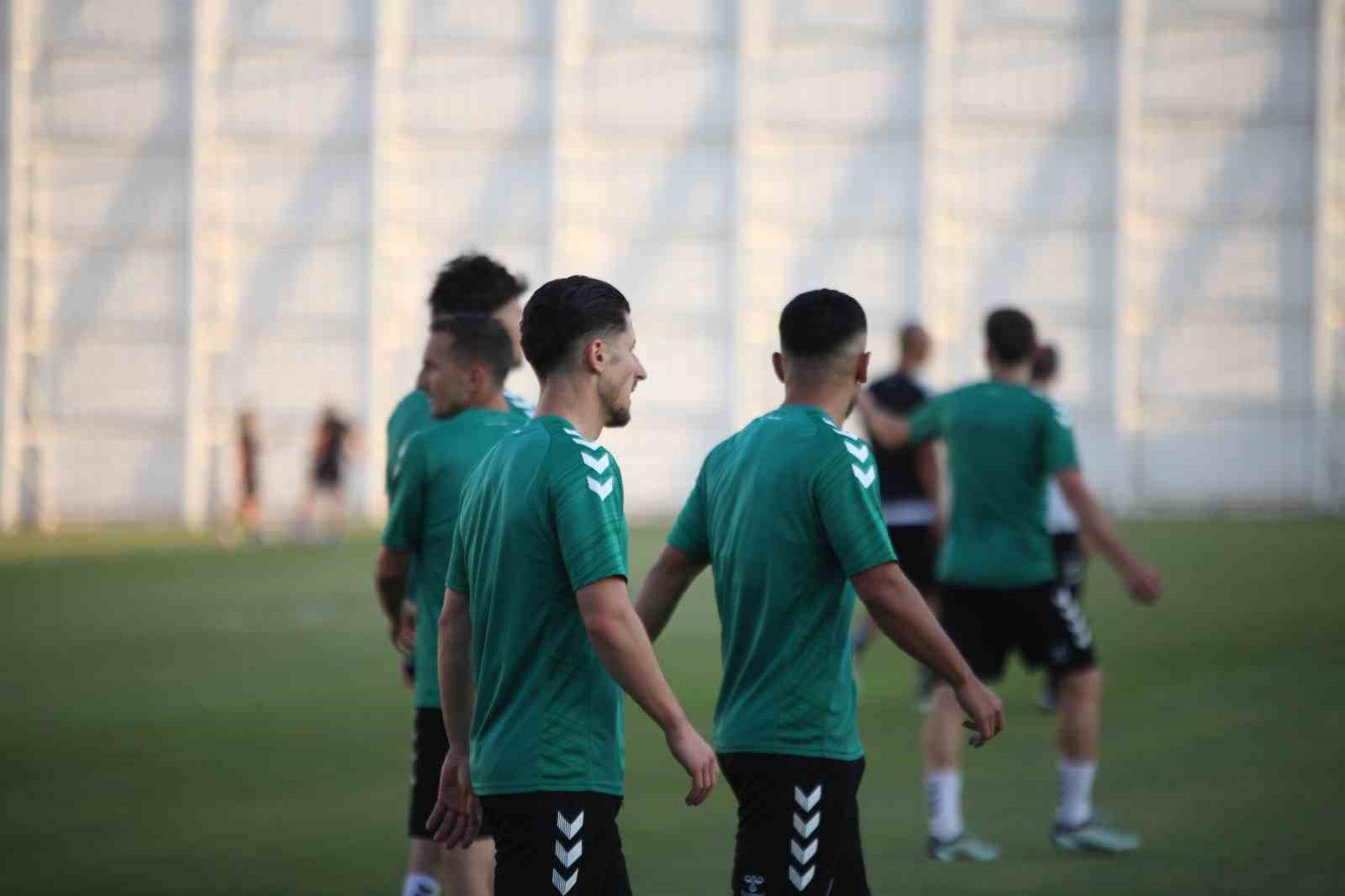 Konyaspor’da Eyüpspor maçı hazırlıkları sürüyor 