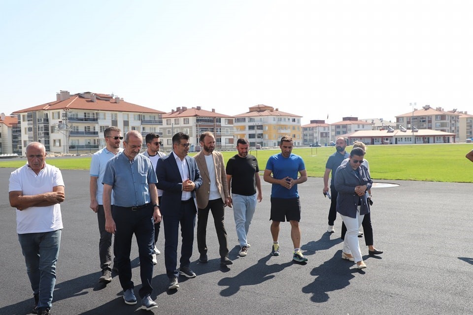 Kütahya’da spor altyapı çalışmaları sürüyor 