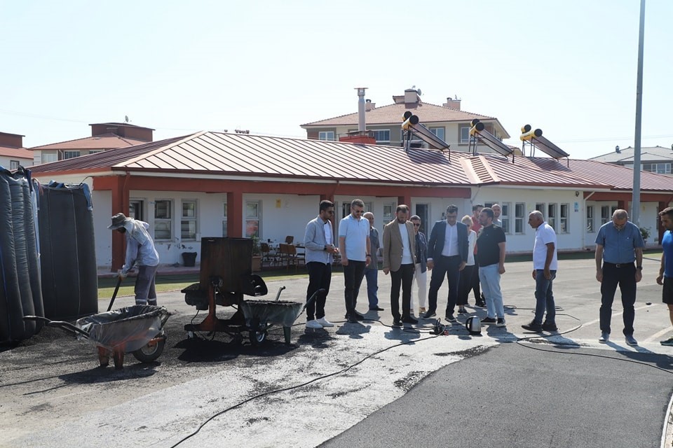Kütahya’da spor altyapı çalışmaları sürüyor 