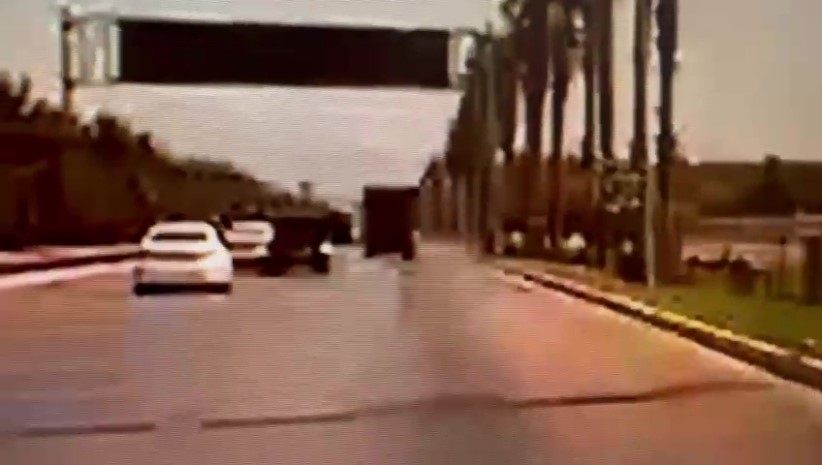 Polis memurlarının yaralandığı feci kazanın görüntüleri ortaya çıktı 