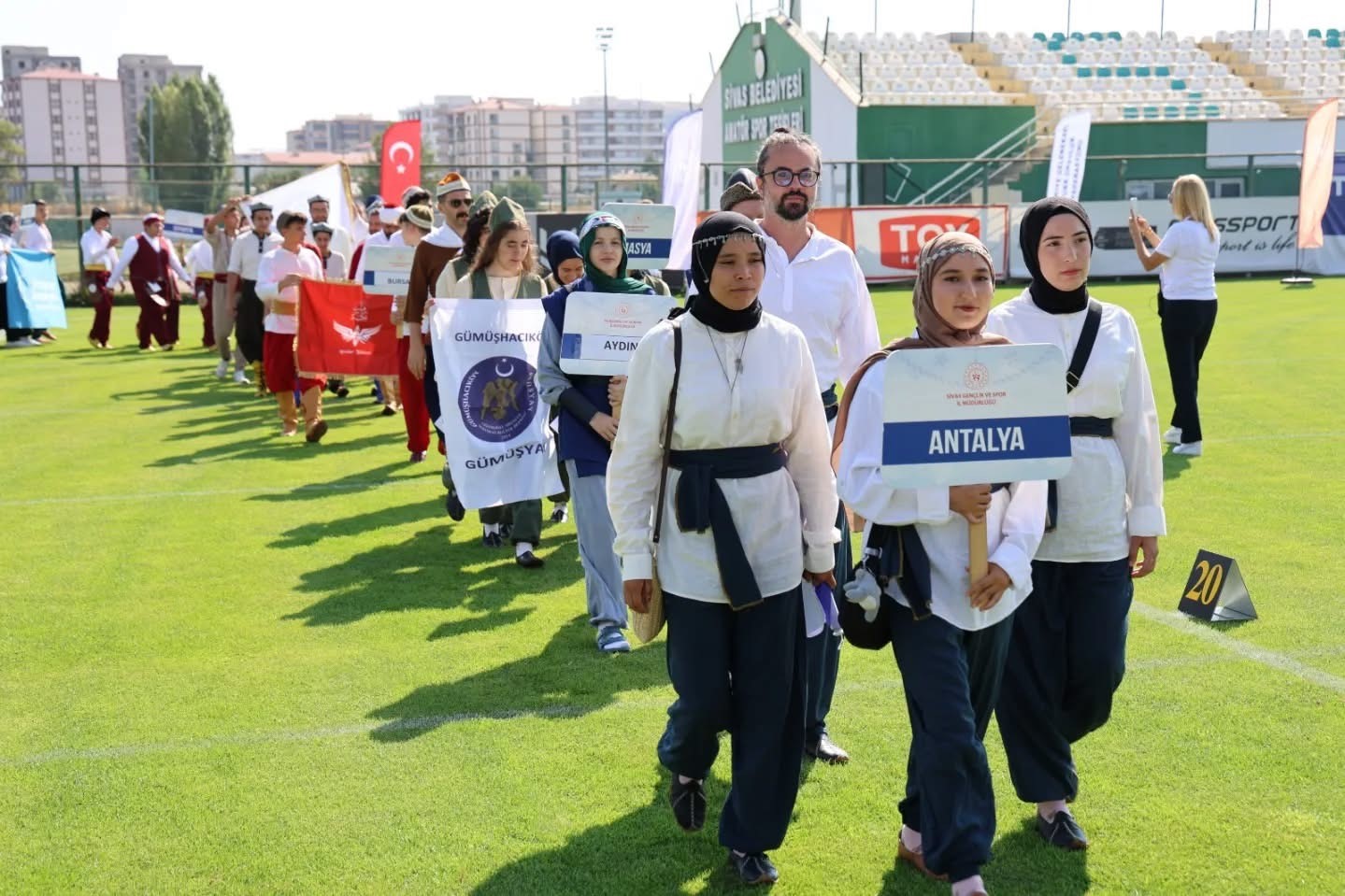 Geleneksel Türk Okçuluğu Türkiye Şampiyonası Sivas’ta başladı 