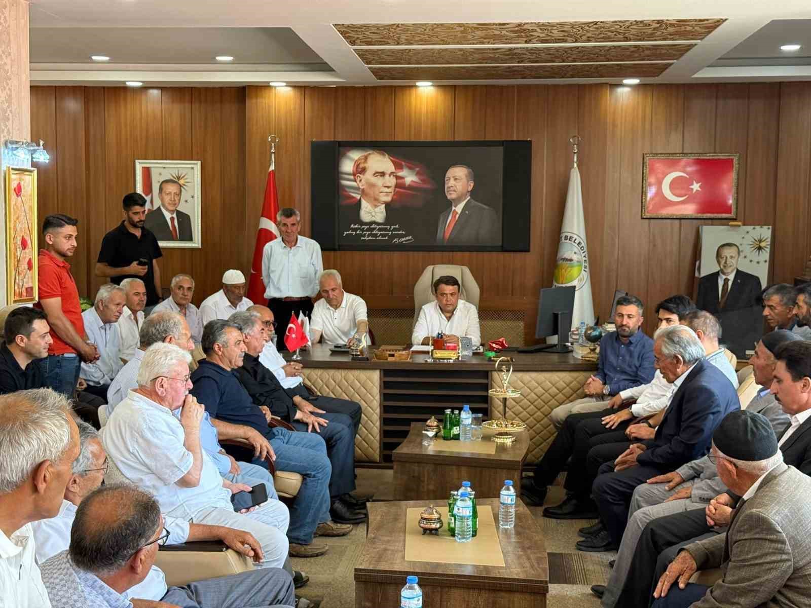 Eleşkirt’te iki aile arasındaki husumet son buldu 
