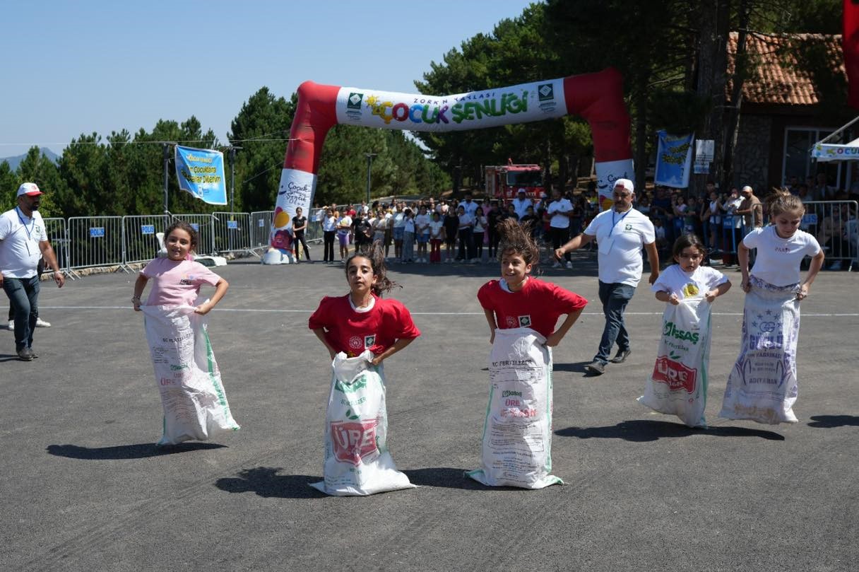 Zorkun Çocuk Şenliği’nde çocuklar hem eğlendi hem öğrendi 