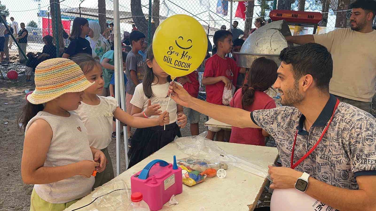 Zorkun Çocuk Şenliği’nde çocuklar hem eğlendi hem öğrendi 