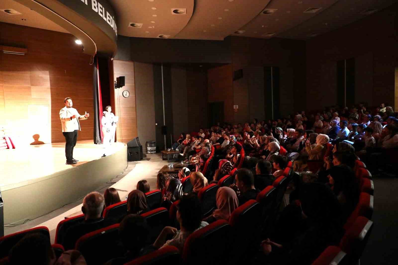Melikgazi Kültür Sanat Etkinlikleri hız kesmeden devam ediyor 