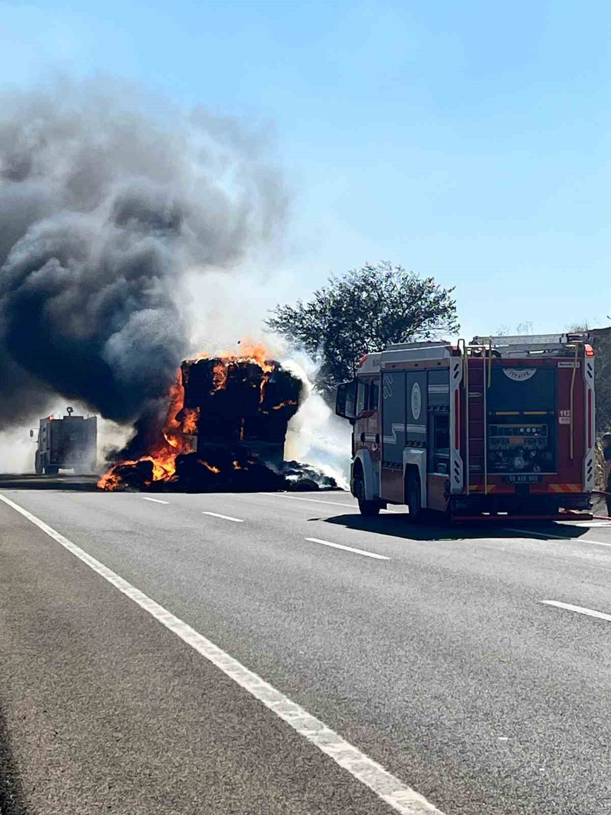 LPG’li otomobil yangını önce tarlaya sonra tıra sıçradı