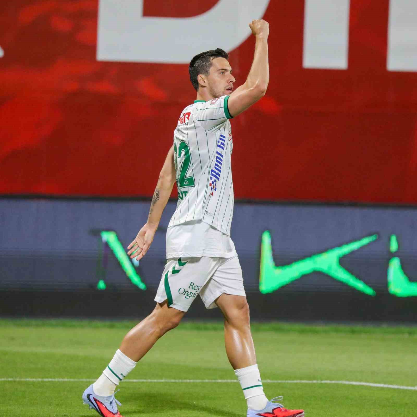 Trendyol Süper Lig: Eyüpspor: 0 - Konyaspor: 3 (İlk yarı) 