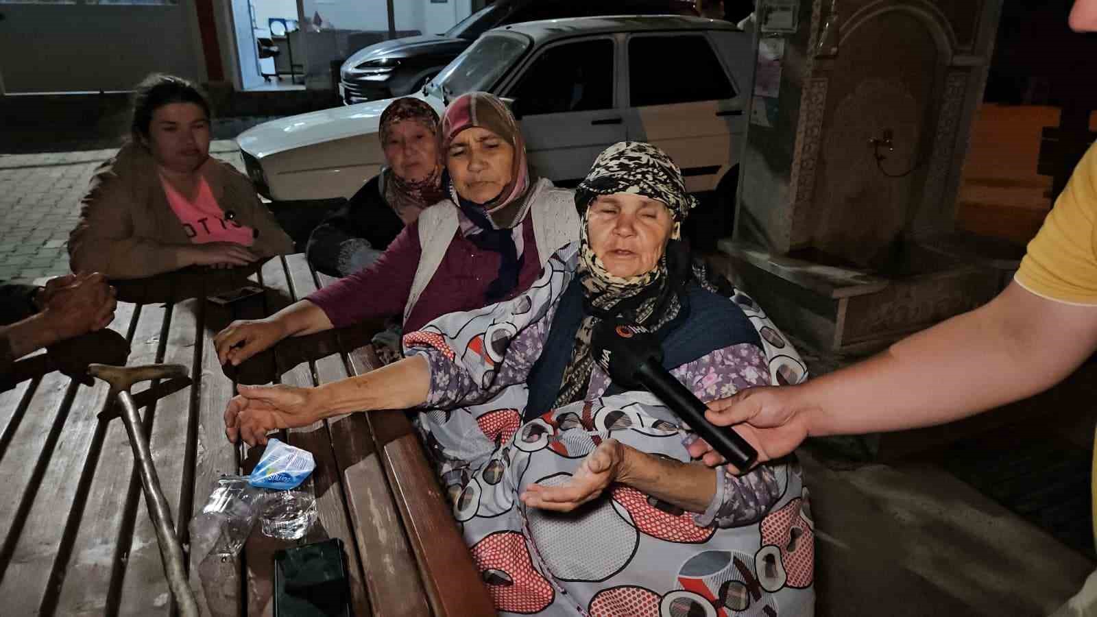 Deprem bölgesinde vatandaşlar o anları anlattı 